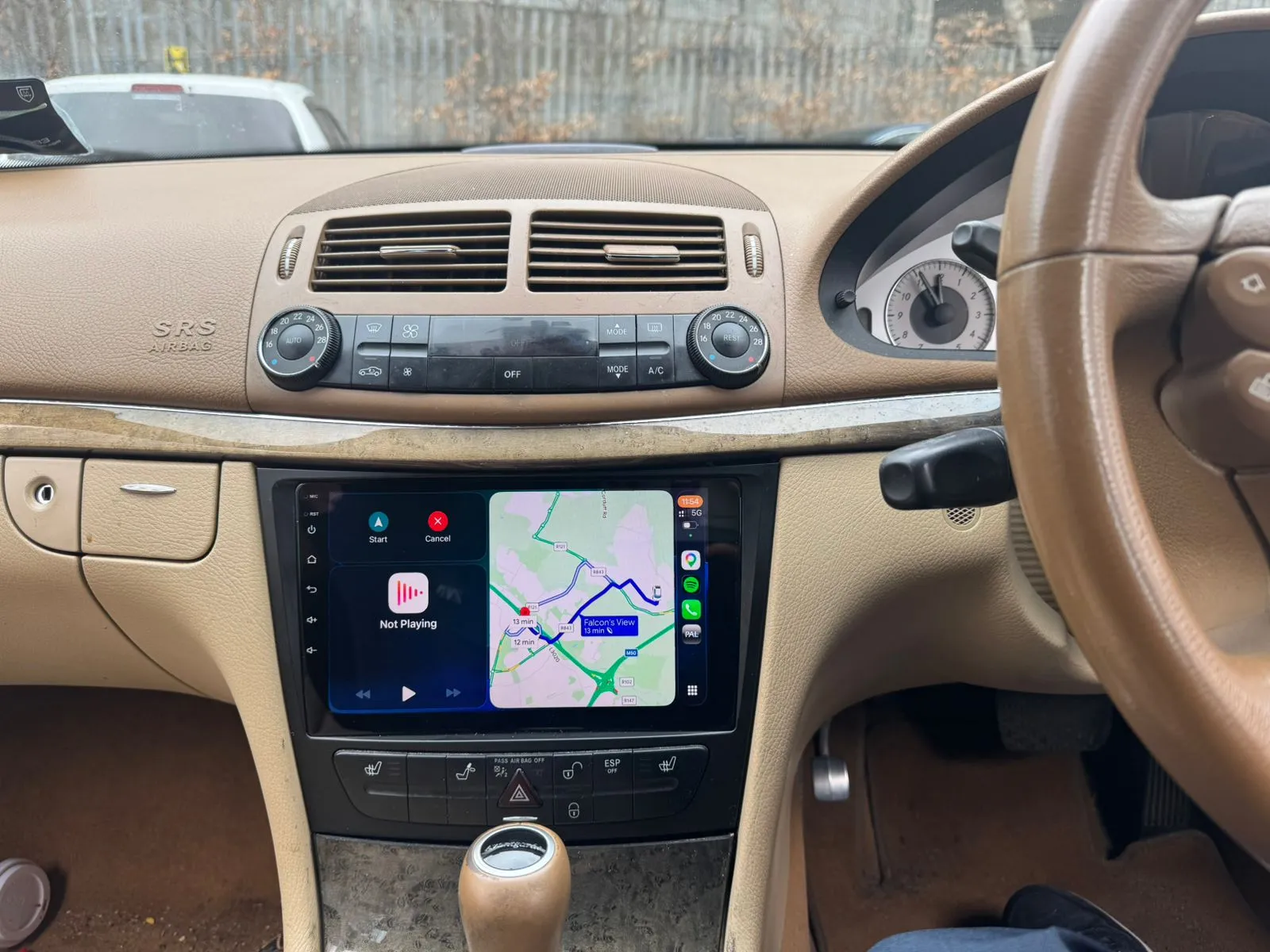 Testing Apple CarPlay and Android Auto installation before vehicle handover